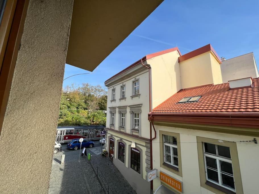Modern Krymska & Francouzska Street Apartamento Praga